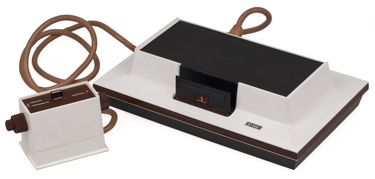 1280px-Magnavox-Odyssey-Console-Set