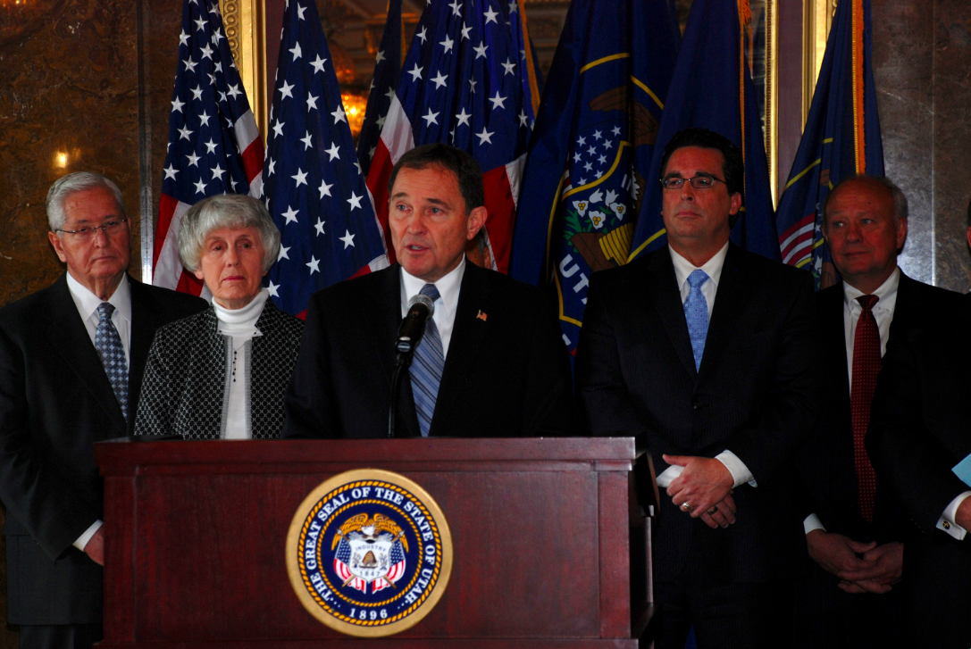 Utah Gov Gary Herbert Leaning Toward Firing Squad Bill For