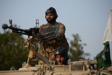 Pakistani troops kill 80 militants