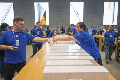 Apple employees 