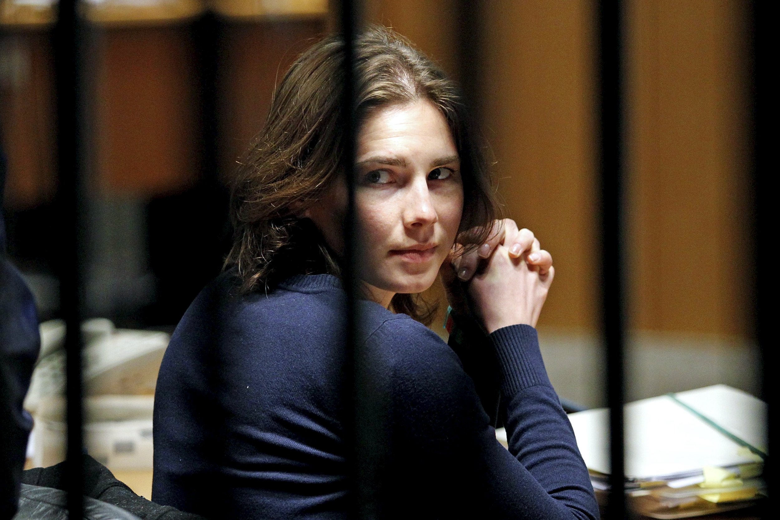 Amanda Knox Verdict: Italian Appeals Court Overturns Murder Conviction ...