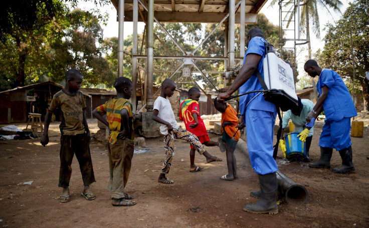 2015-03-21T111712Z_84849947_GF10000033967_RTRMADP_3_HEALTH-EBOLA-GUINEA