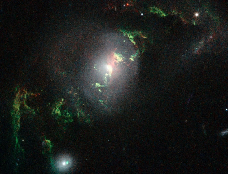 Green-structures-quasars
