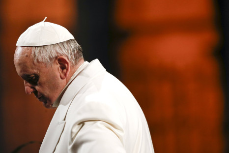 Pope condemns killing of Christians