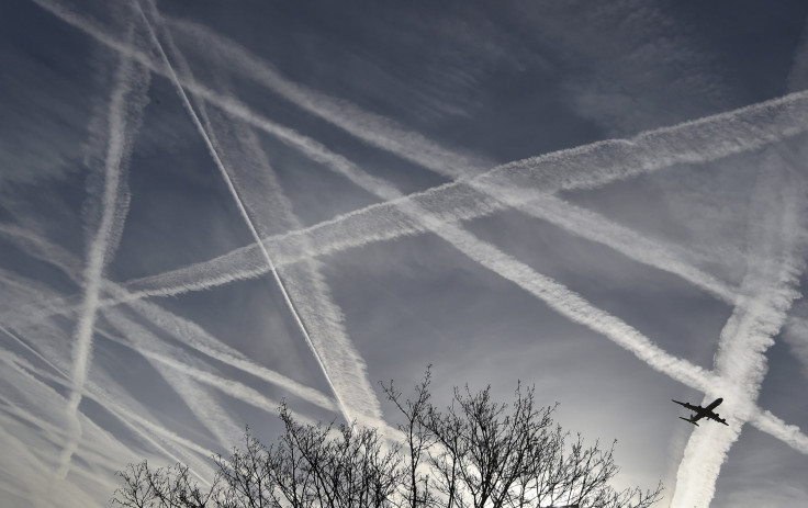 london contrails