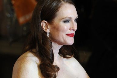 Julianne Moore cast to play Sarah Palin