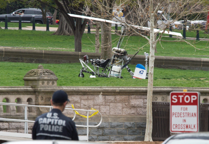 Gyrocopter on Capitol Hill lawn