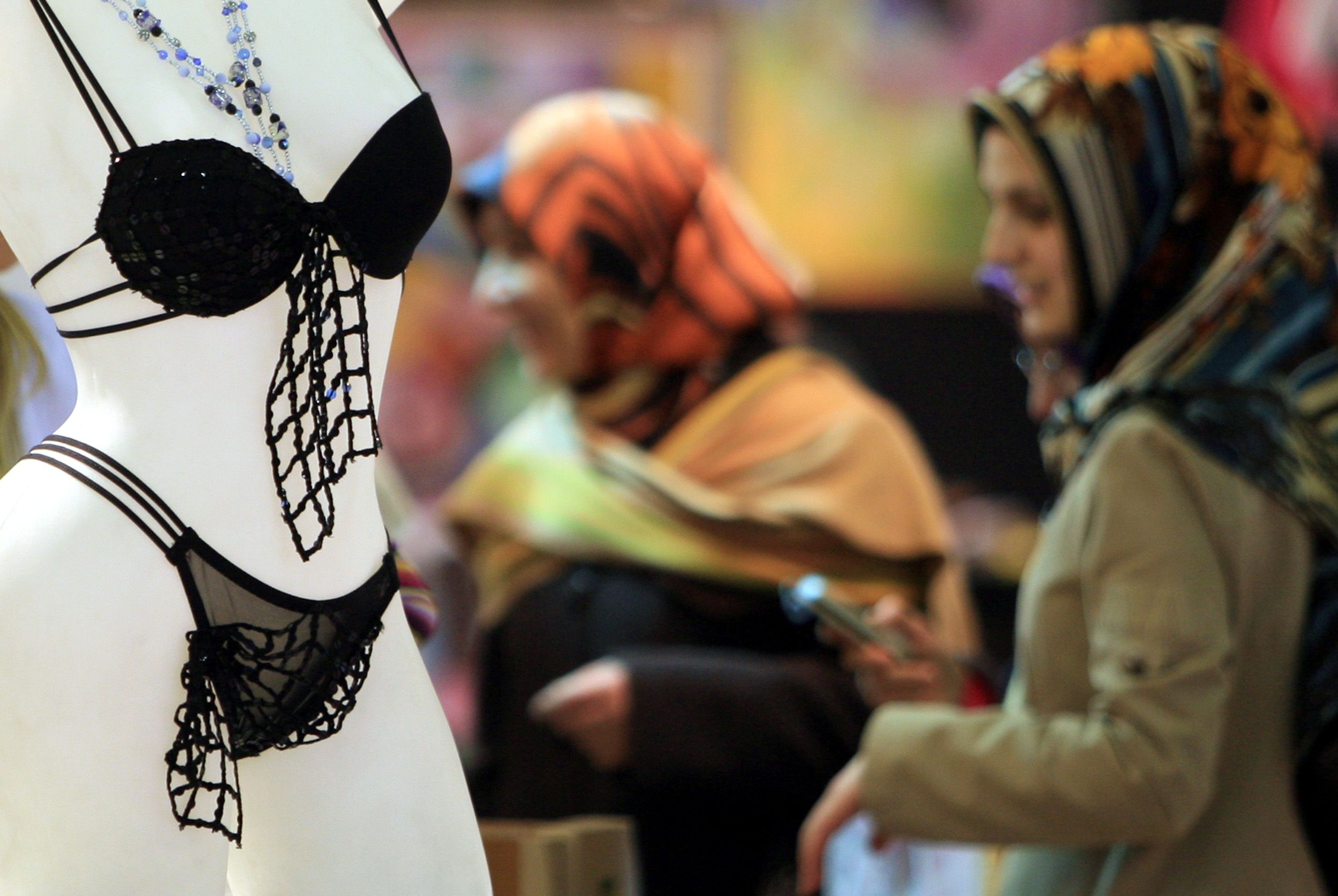 Halal Sex Shop Opening For Muslims In Mecca, Saudi Arabia Report IBTimes picture image pic