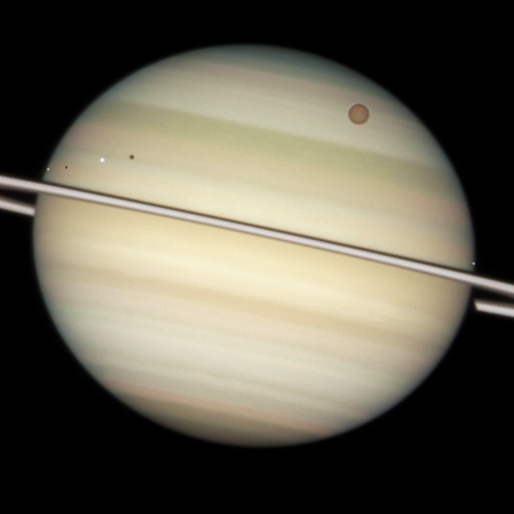 Hubble Saturn