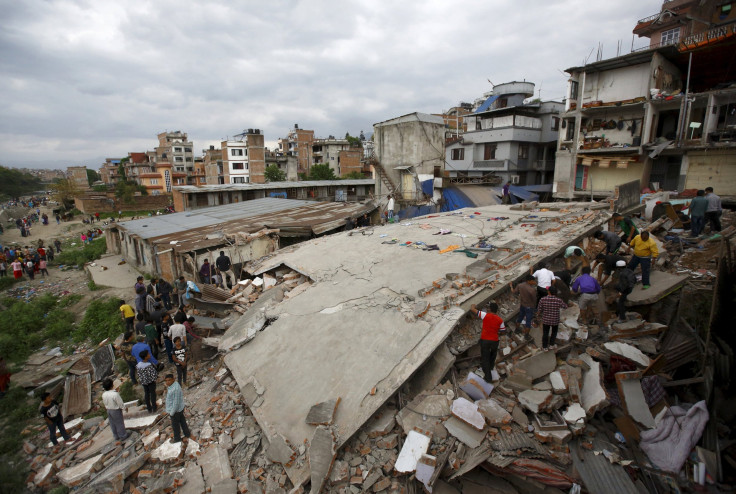 2015-04-25T124019Z_76278880_GF10000072241_RTRMADP_3_QUAKE-NEPAL