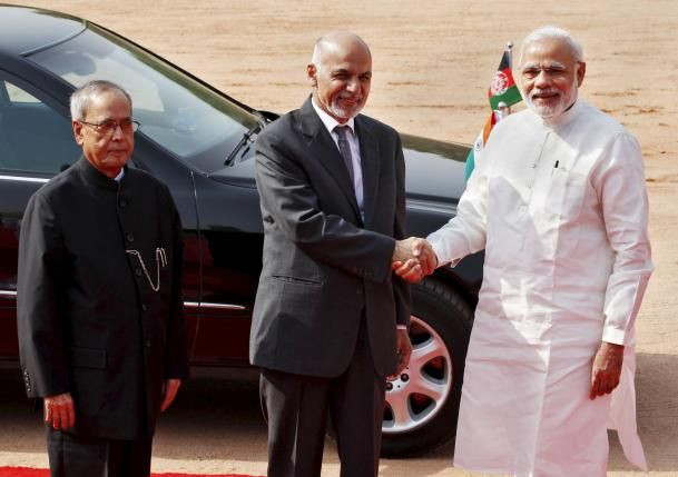 Ghani_Modi_April282015