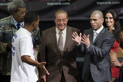 Cotto faces Mayorga on Saturday