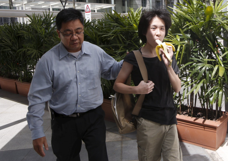 Amos Yee (R)