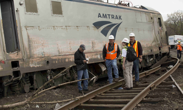 AmtrakDerail_May13_1