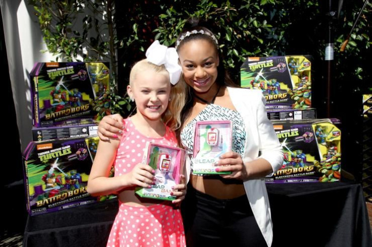 jojo siwa and nia frazier of dance moms