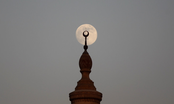 Ramadan-Moon-Sighting-Mosque