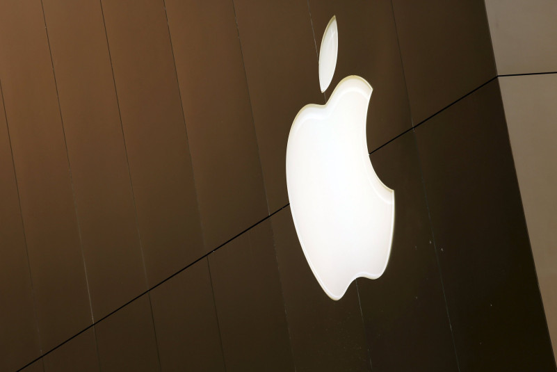 2015-05-08T085200Z_1_LYNXMPEB470CX_RTROPTP_4_USA-APPLE