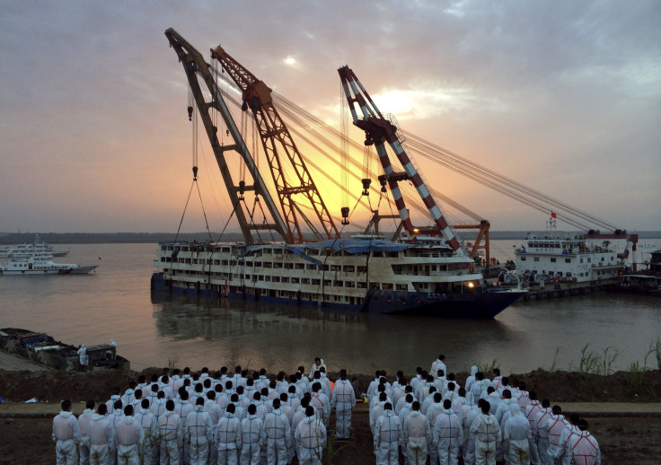 China capsized ship