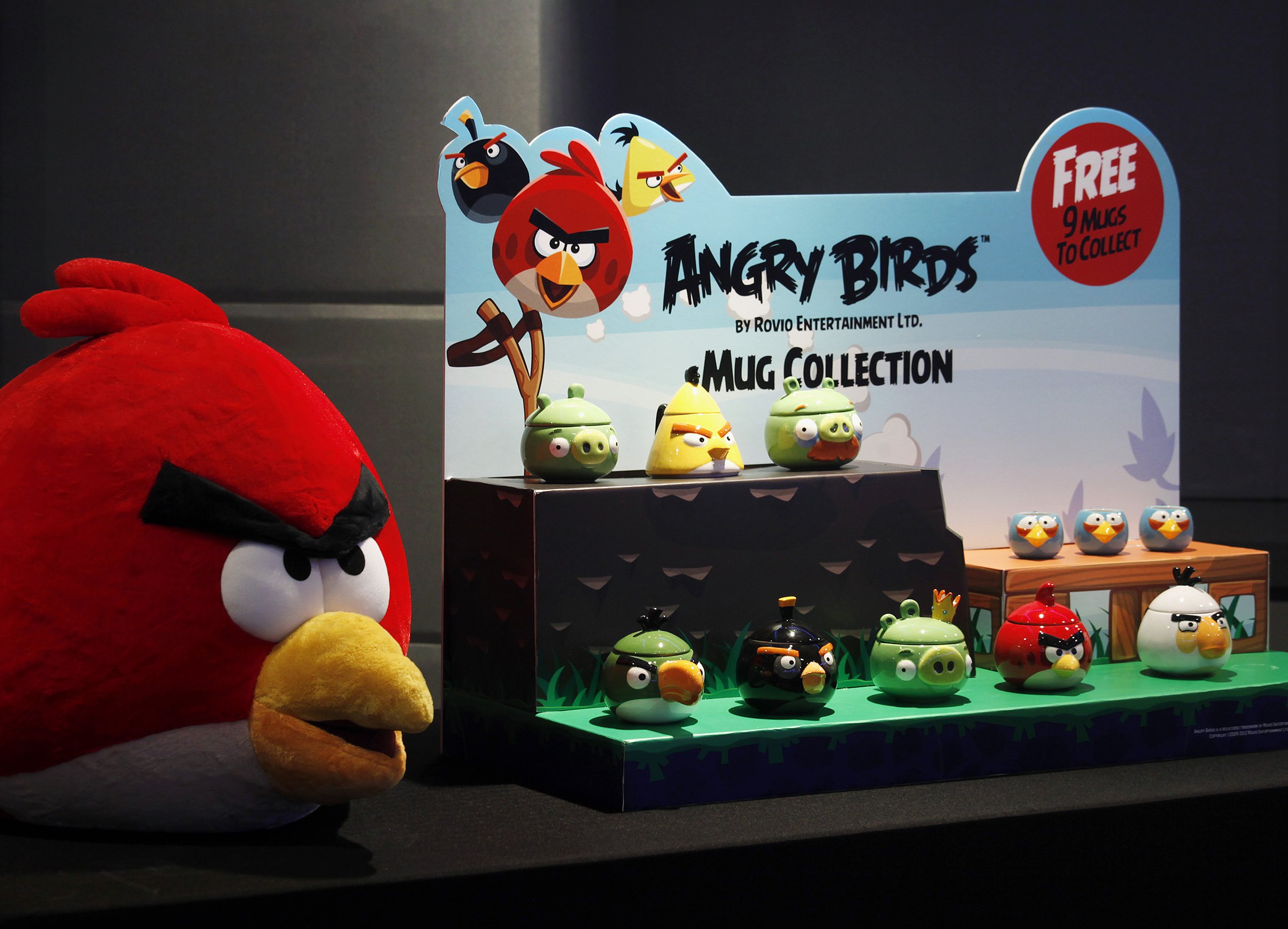 Обнови angry birds. Игрушки Angry Birds Rovio. Игрушка Киндер Angry Birds Rovio. Angry Birds 2 игра.
