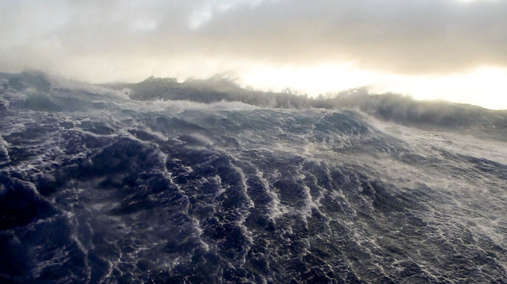 MH370 rough seas