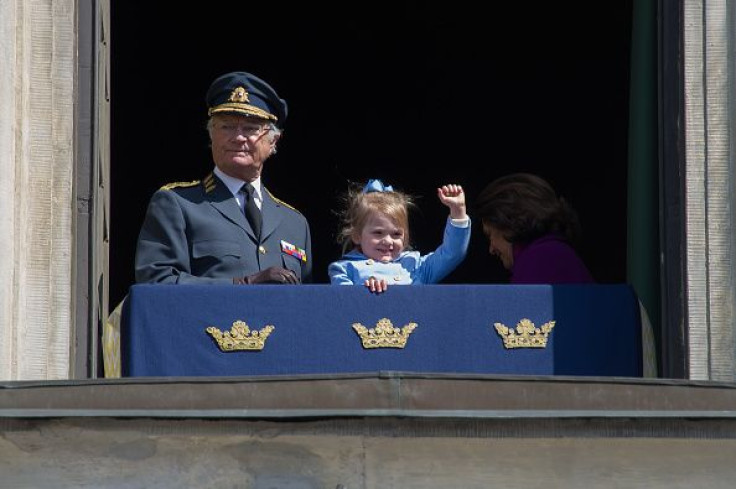 471657060-king-carl-gustaf-xvi-and-princess-estelle-gettyimages