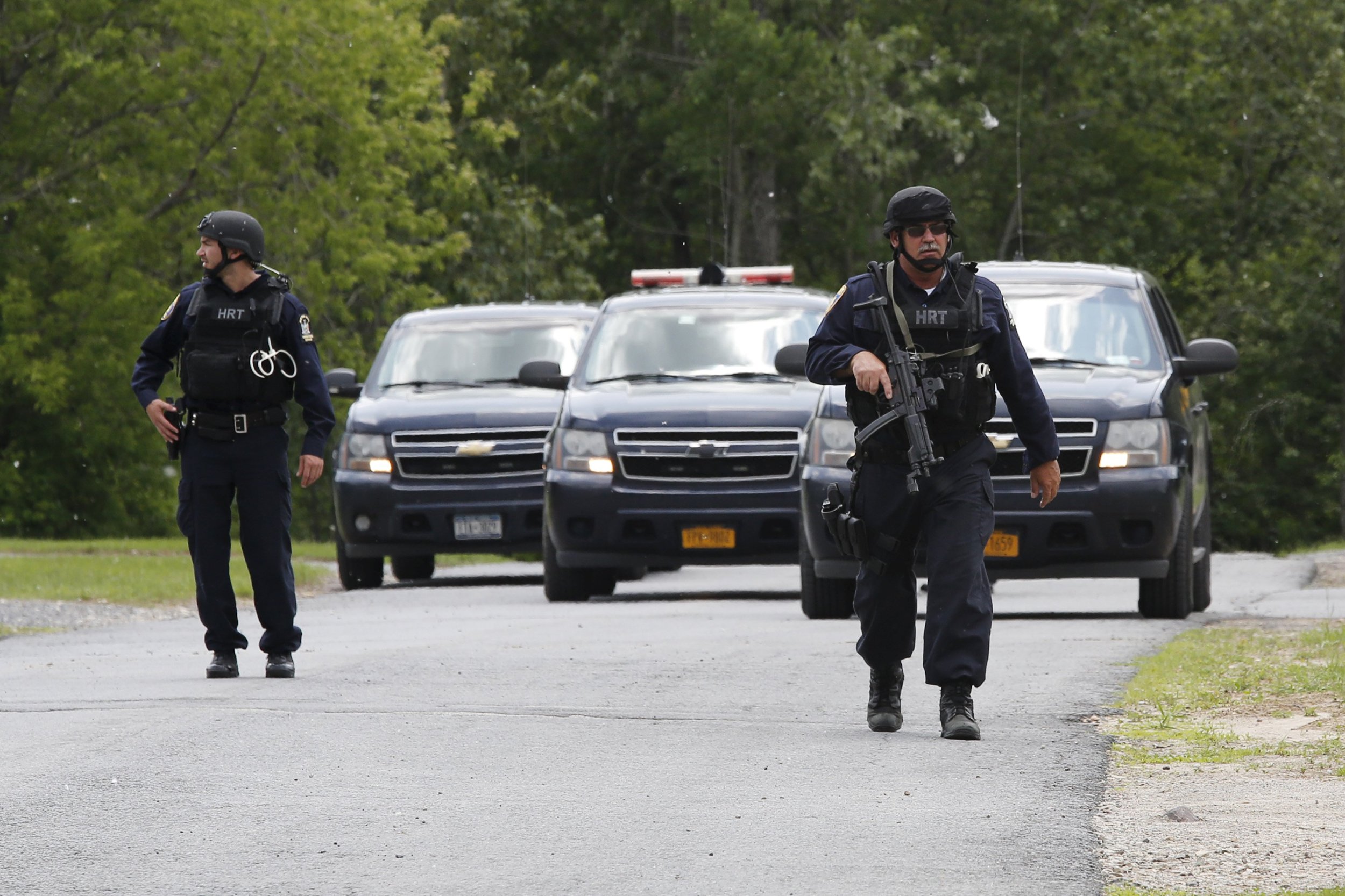 New York Prison Escape Manhunt Expands To Area Surrounding Dannemora In Search For Escapees 