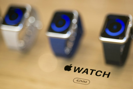 Apple Watch in-store reservation