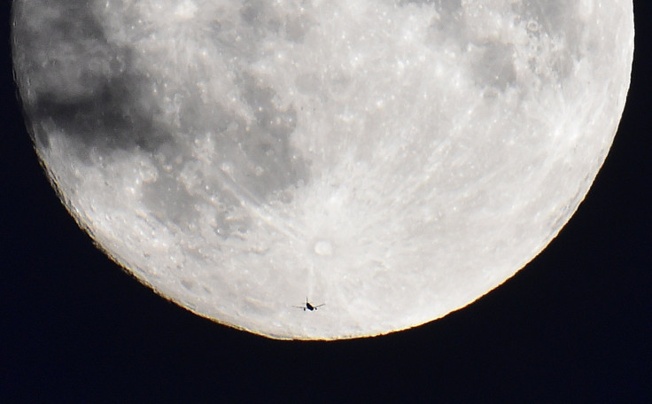 moon-dust-cloud