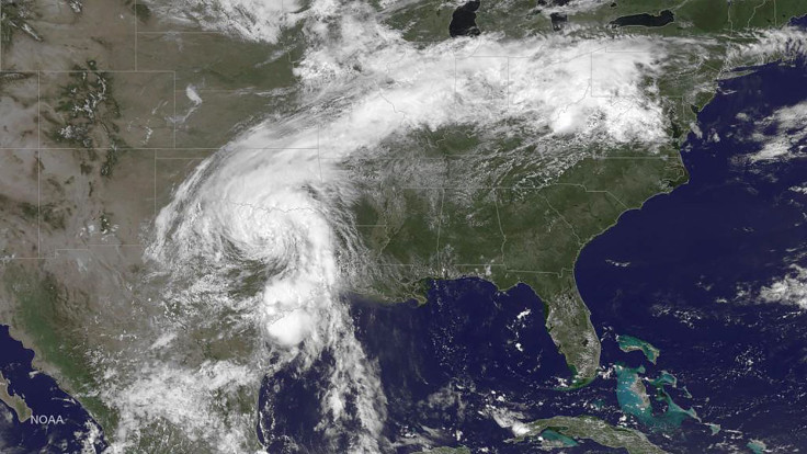 storm bill over texas oklahoma