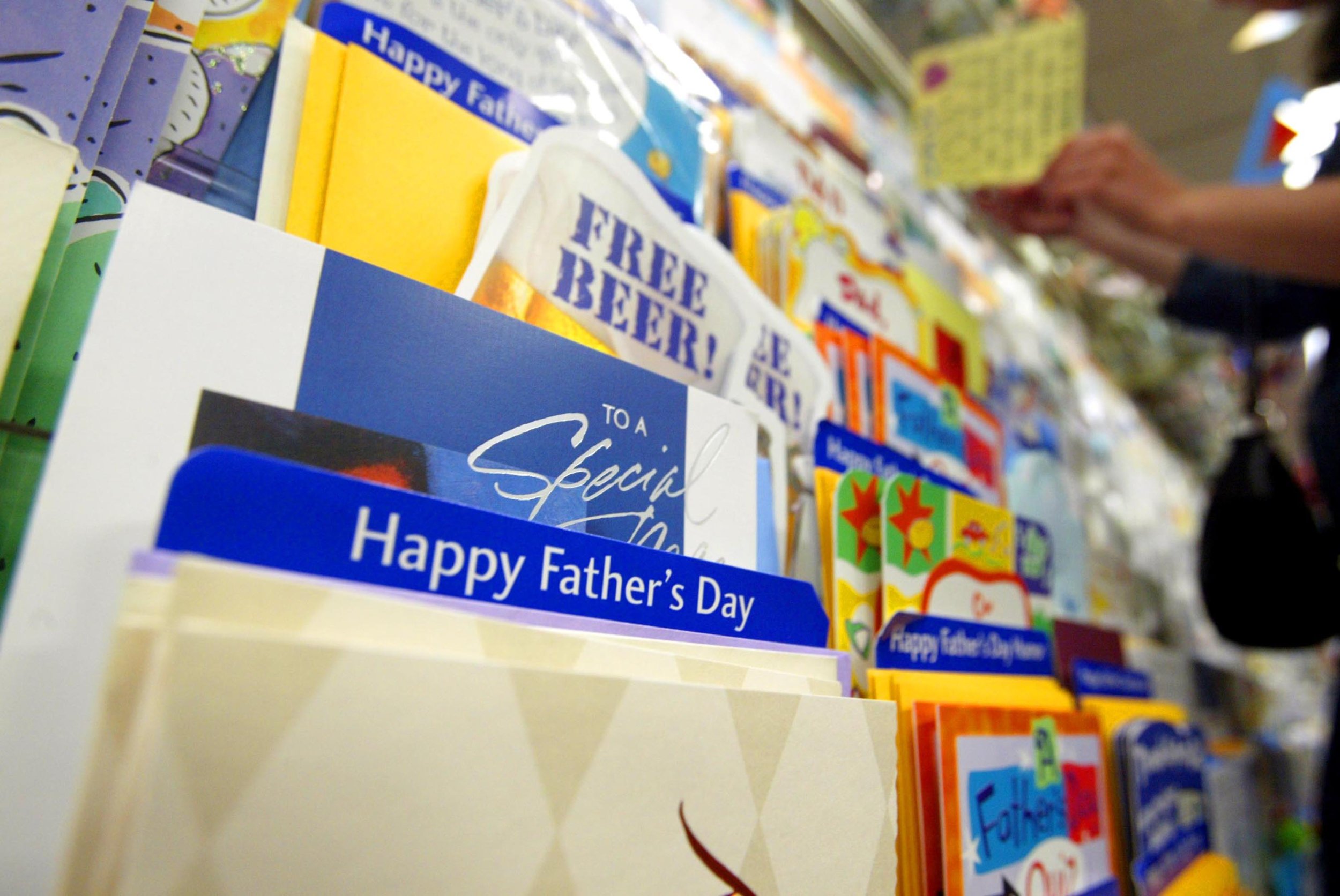 free-father-s-day-cards-2022-5-best-sites-to-send-e-card-greetings-to-your-dad-husband-ibtimes