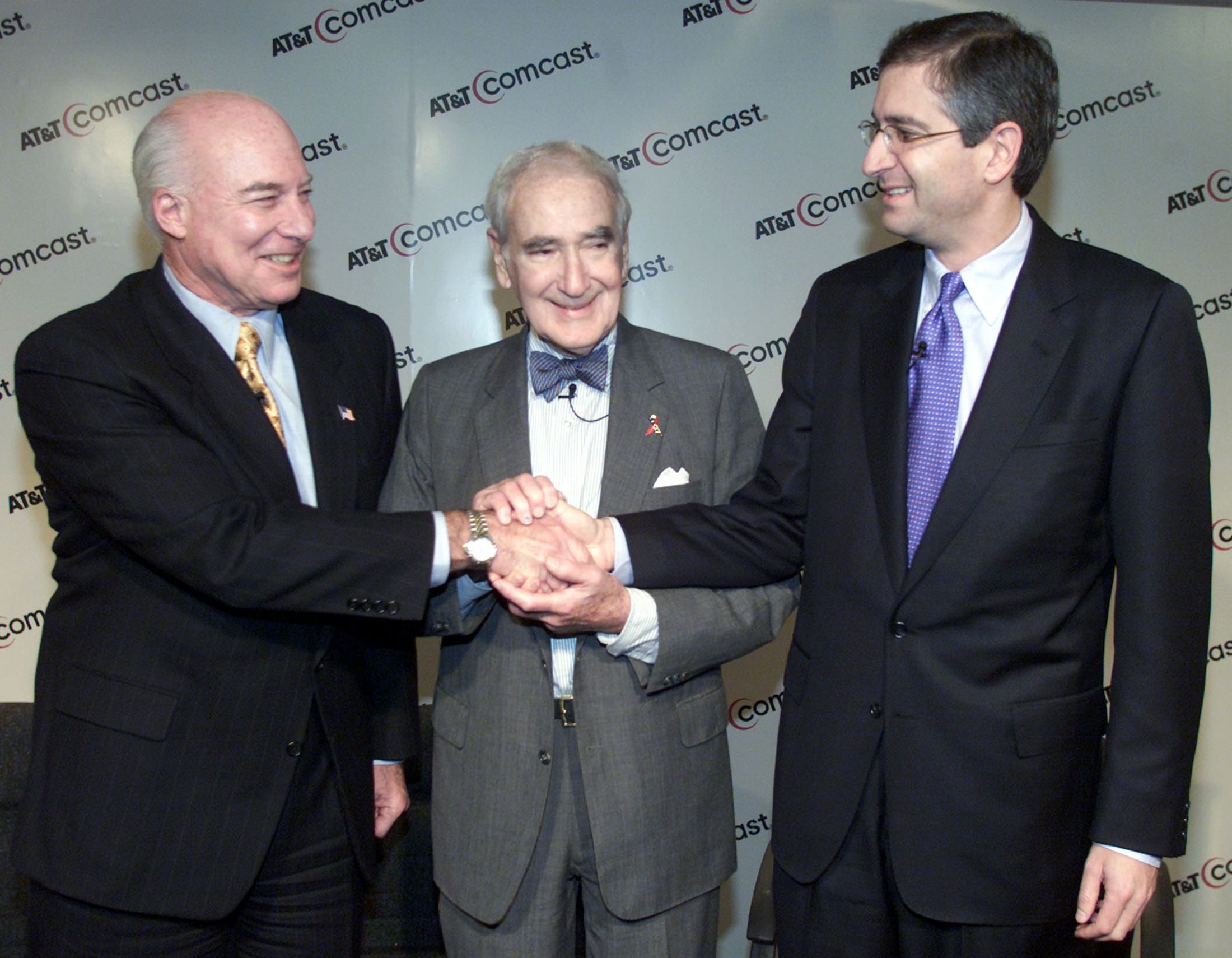 Ralph J. Roberts, Comcast founder, is dead at 95