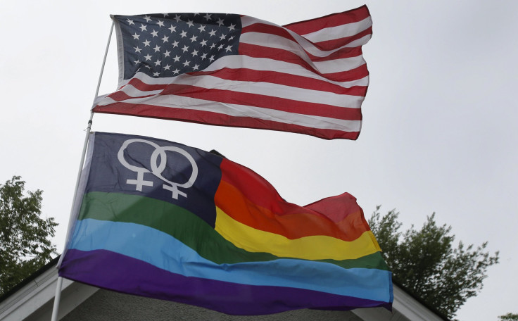 2015-06-27T085818Z_3_LYNXMPEB5P10P_RTROPTP_4_USA-COURT-GAYMARRIAGE