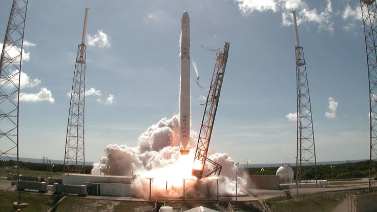 spacex-crs7-launch