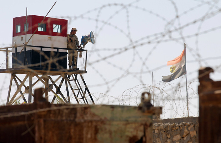 Egypt military checkpoint