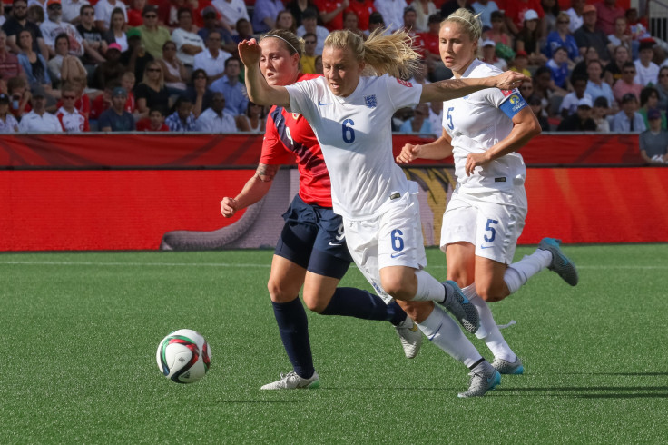 Laura Bassett England 2015