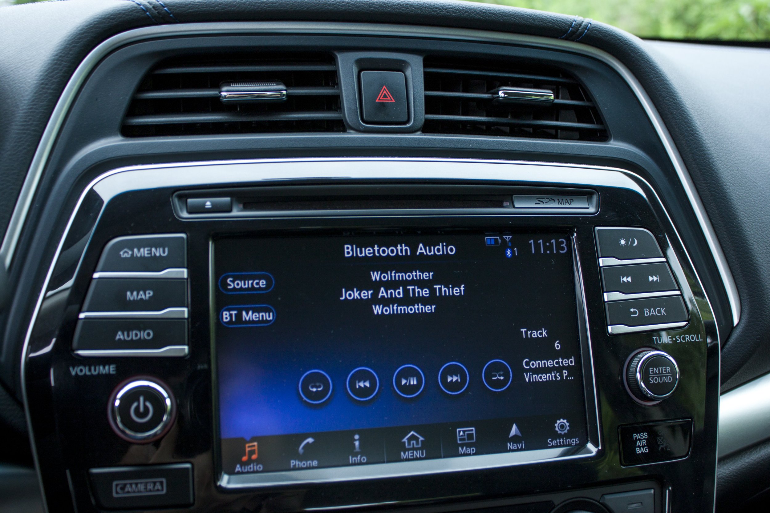 2016 Nissan Maxima Audio Player