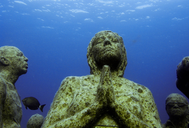 underwater statue