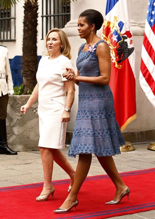  First Lady Michelle Obama dazzles Chile with her fashion sense PHOTOS