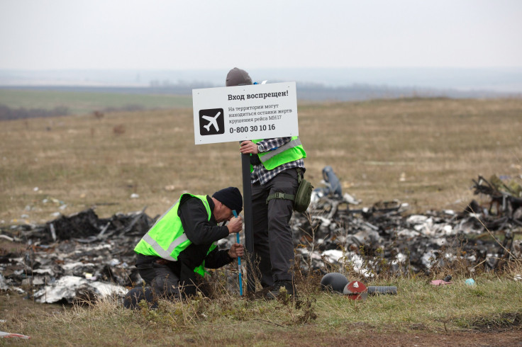 MH17 Crash site new video