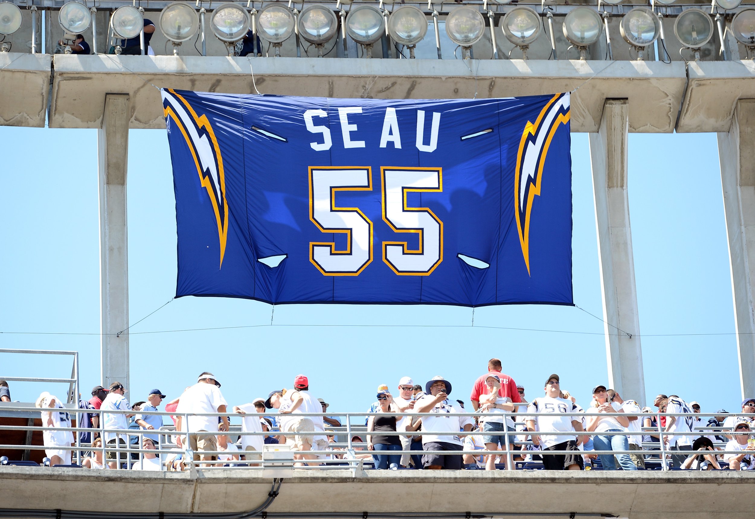 NFL Hall of Fame: Junior Seau's family barred from speaking at induction -  Sports Illustrated