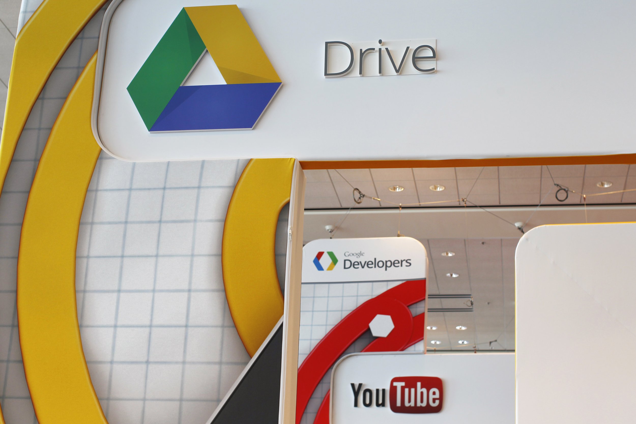 Google Drive Hack Phishing Campaign Targets Gmail Users With Fake SSL 