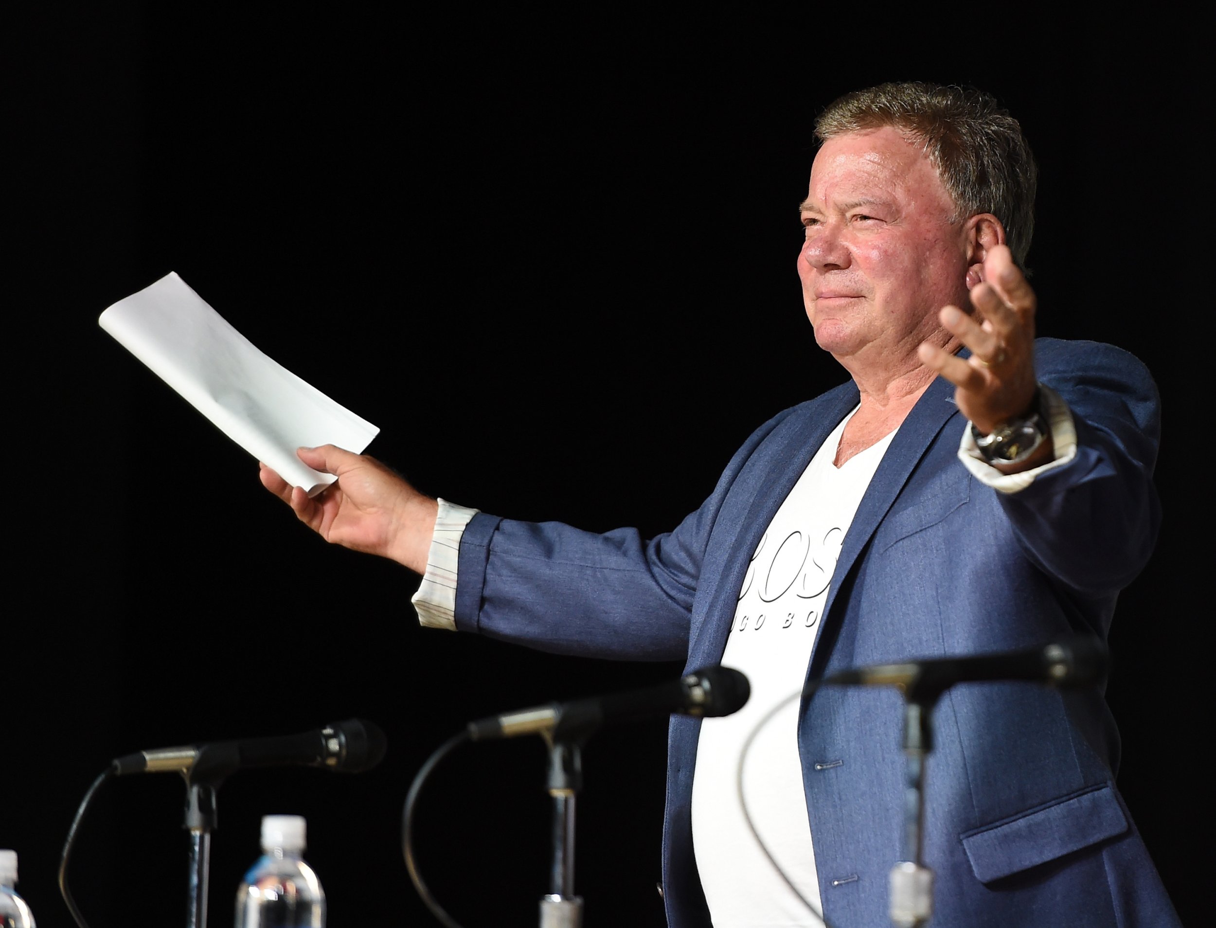 William Shatner Talks 'Star Trek: The Next Generation,' Captain Picard ...