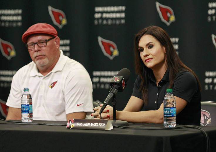 Bruce Arians Jen Welter Cardinals 2015