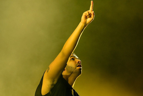 Drake Blasts Meek Mill in Live Performance
