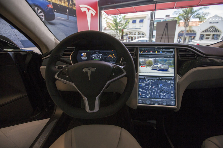 Tesla dashboard controls 