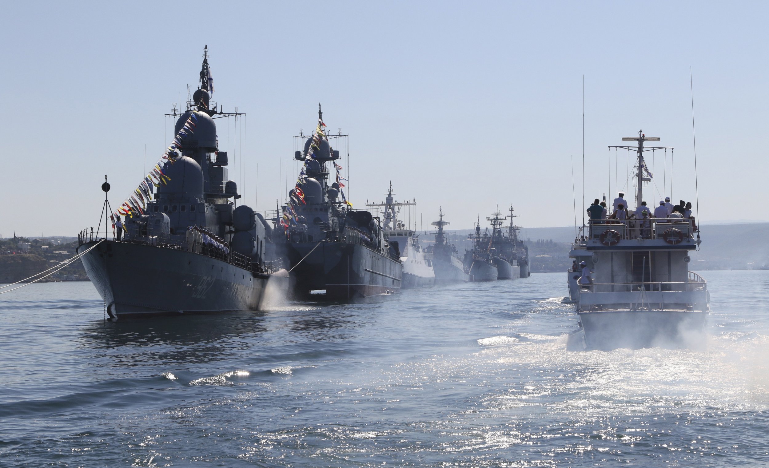 Heavily Armed Russian Warships Led By Cruiser Marshal Ustinov Spotted   Russian Warship 