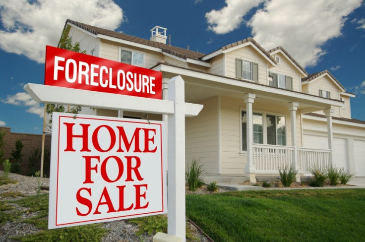 Foreclosure sign