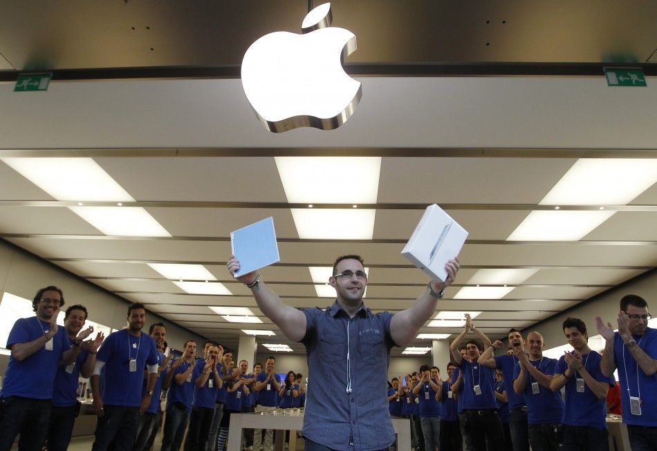 Despite Japan supply woes, Apple iPad 2 global sales attract buyers