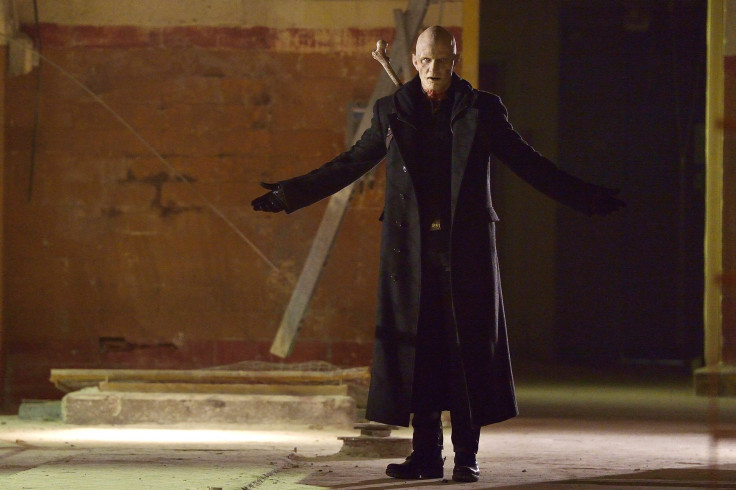Mr Quinlan in "The Strain" Ep. 7