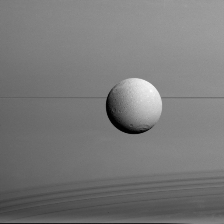 dione4